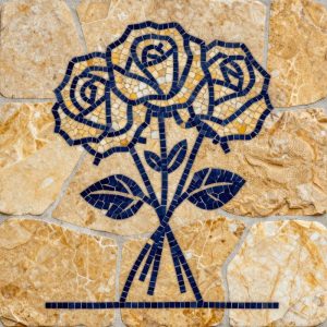 Мозаика букет роз стилем Opus Incertum