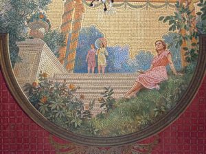 Классическая мозаика: Безмятежная сцена в саду