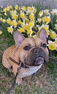 Мозаика Французский Бульдог в цветах