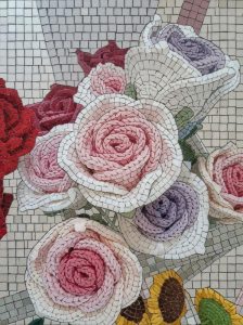 Мозаичное изображение роз – элегантность и текстура