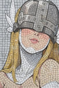 Мозаичный портрет воительницы в шлеме