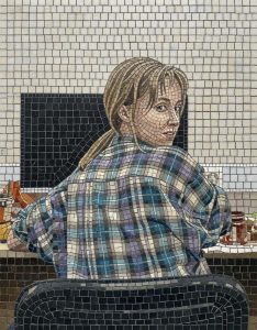 Классический мозаичный портрет в кухне