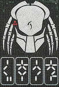 Мозаика «Маска Хищника» — Стиль MELTI