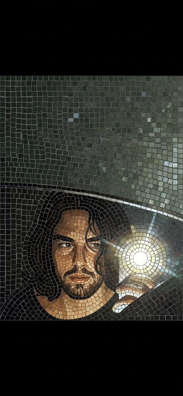 Молчаливое раздумье: мозаичный портрет