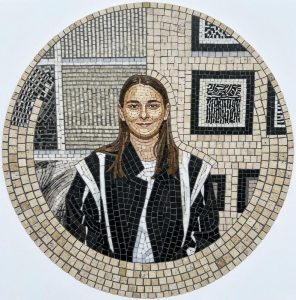 Modern Woman Mosaic Portrait – 100×100 cm