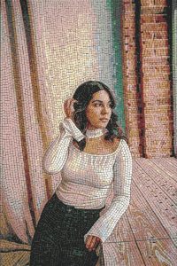 Мозаичный портрет девушки в белом — MELTI