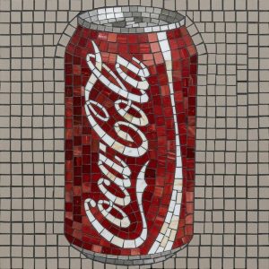 Мозаика Кока-Кола – Поп-арт в керамике