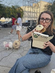 Мозаика «Городской перекус» — Современный портрет