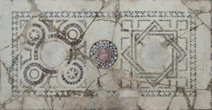 Мозаика Святого Николая: Загадочный Паттерн