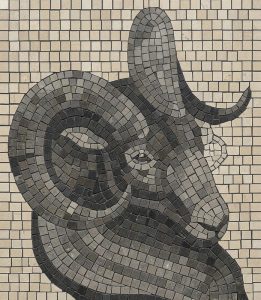 Мозаика «Голова барана» в классическом стиле