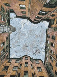 Мозаика «Городской двор» — Вид снизу вверх