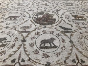 Классическая мозаика из Мединского музея