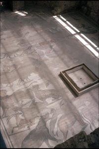 Динамичные мозаики охоты в Вилле Романа Делла Касале