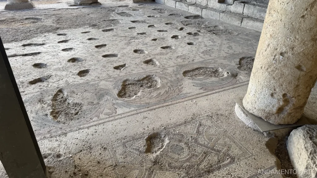 Natural Stone Mosaics: Marble, Granite & Travertine