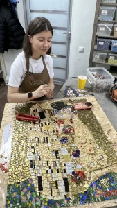 Contemporary Mosaic Artists: Innovators of the Modern Medium
