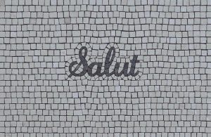 Salut Mosaic Art – Minimalist Typography